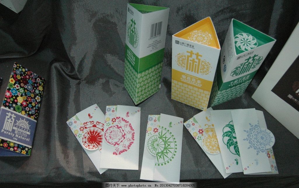 包装 卡片 盒子 异形盒子 手绘 手绘图 摄影 包装设计 美术绘画 文化